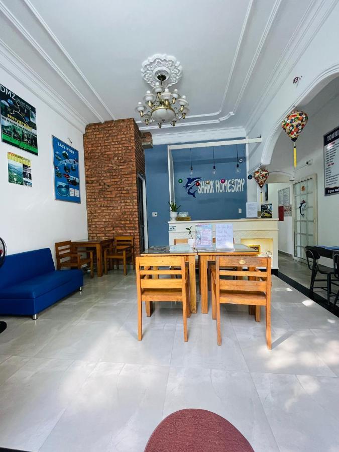 Shark Hostel Hue Exterior photo